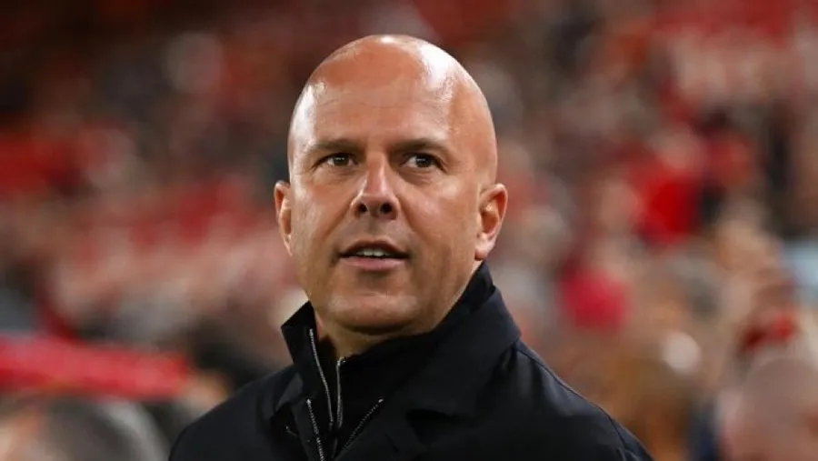 即时赔率-利物浦上半场0射门！法国记者点评：没想到斯洛特竟摆起大巴