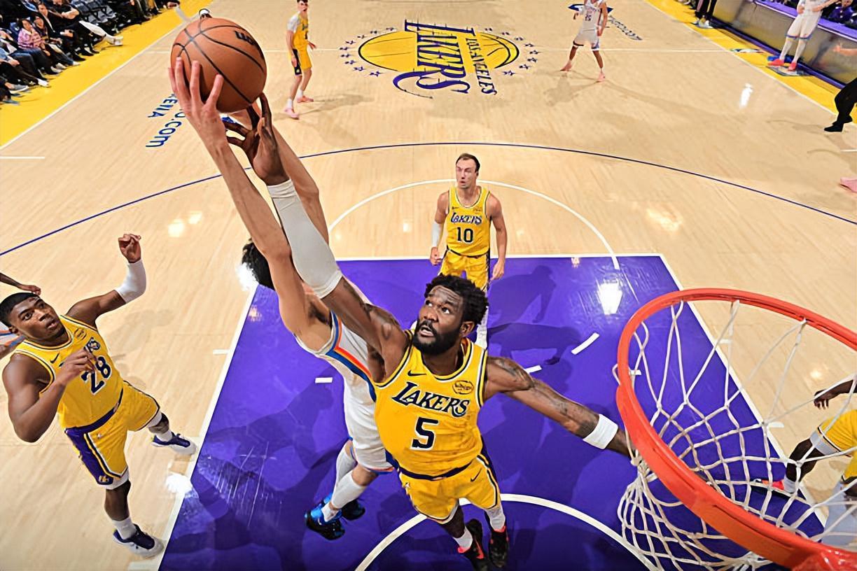 盘口-心态又崩了！湖人先发中锋显然已经不想在场上好好打球了？